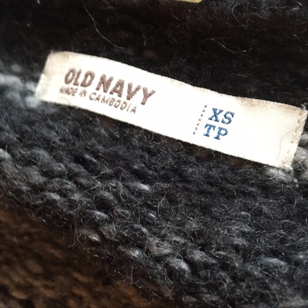 Open front sweater - Picture 2 of 3